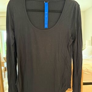 Kit and Ace Black Long Sleeve Women's Top